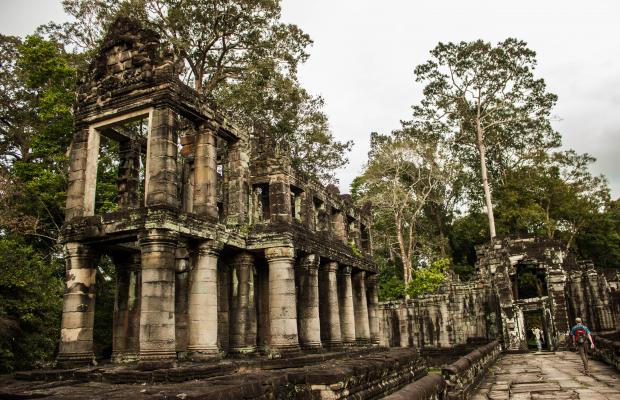 Angkor Grand Tours